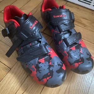 Santic US size 11 men’s bike spin shoe